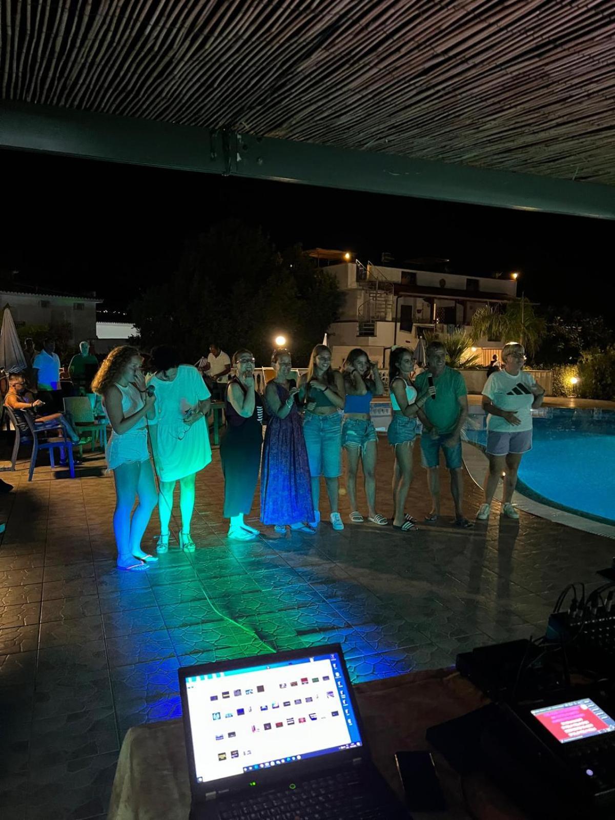 Graceland And Bed and breakfast Capo Vaticano